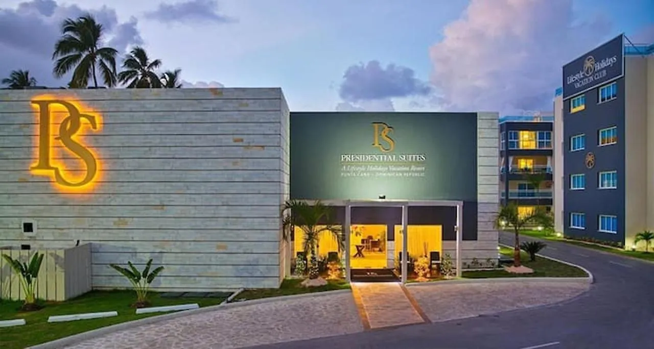 Chic Beachfront Apartment - Private Beach Access Punta Cana